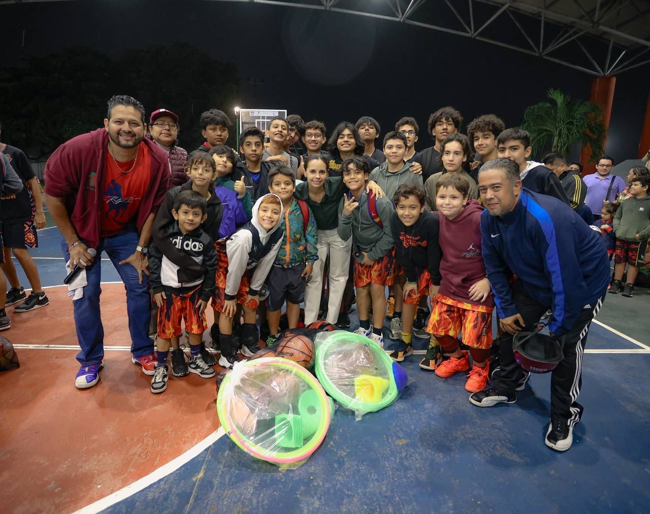 uploads/6/32/01 (650).Jpeg